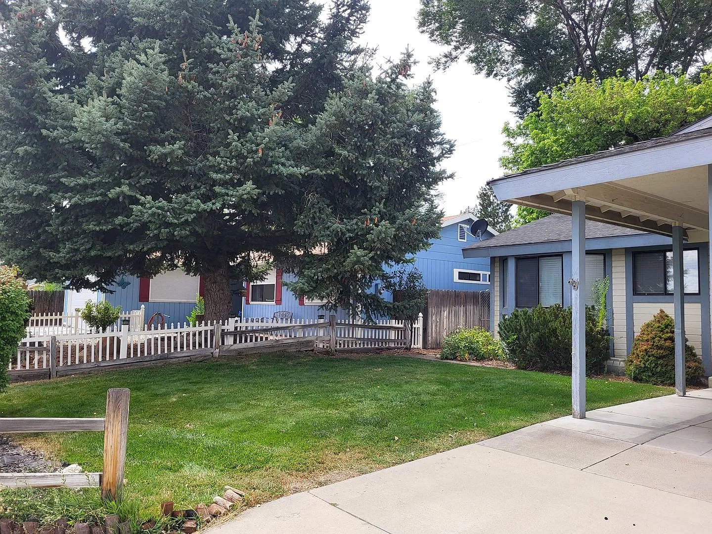 Now available! Apply today! 3766 Emerson Carson City, NV 89706 — Photo 2