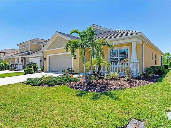 3rd image of 141 Avens Dr