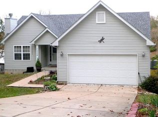 1339 Lake Shore Dr, Catawissa, MO 63015