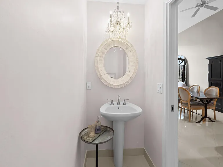 701 S Olive Ave #218 — Photo 10