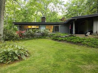 98 Nut Meadow Xing, Concord, MA 01742