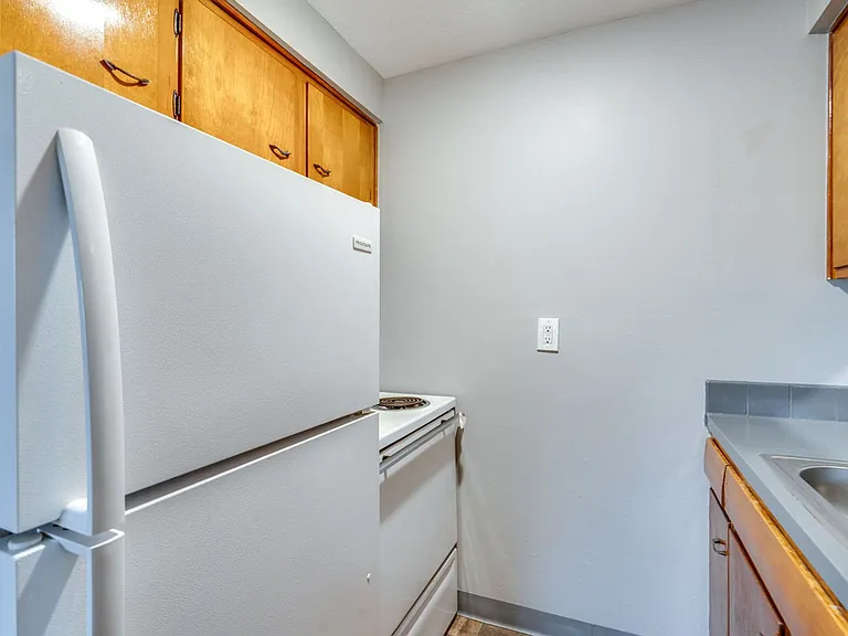 3003 Archwood Ave — Photo 9