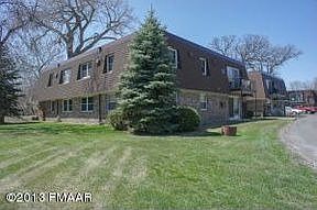 3rd image of 525 6th Ave W APT 8