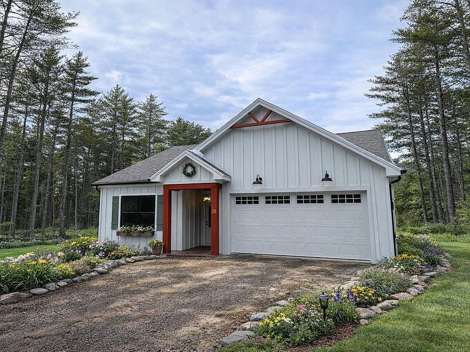 1st image of 25 Evergreen Lane