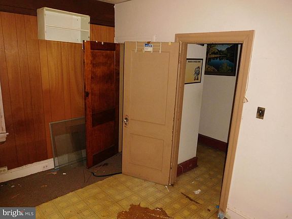 4th image of 6242 Ogontz Ave