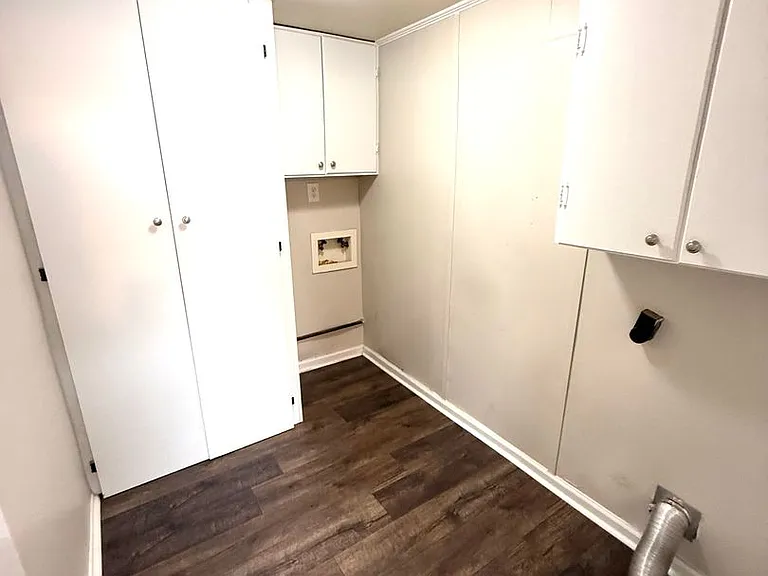 224 Lilac Dr — Photo 12