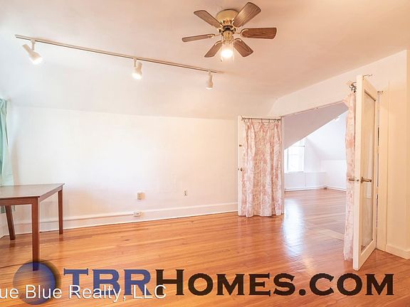 2nd image of 1559 N High St APT 3