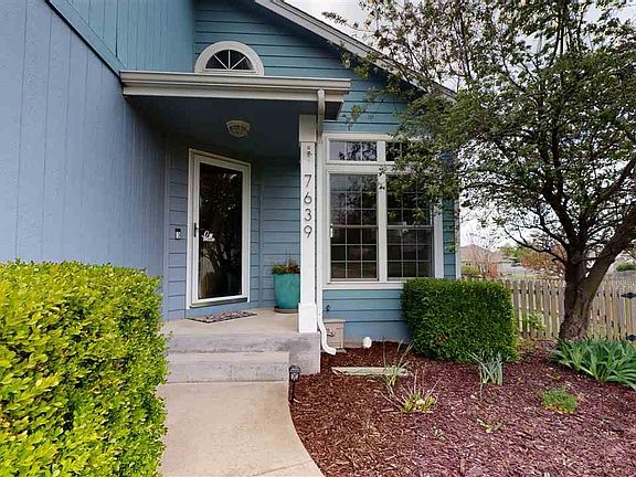 2nd image of 7639 SW 26th St