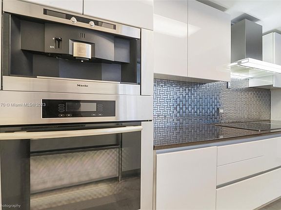 5th image of 17201 Collins Ave APT 1403