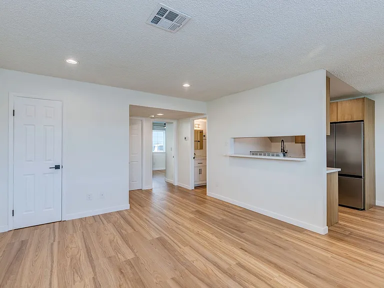 416 East Sunset Road — Photo 12