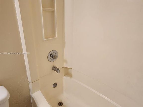 3rd image of 1025 S Flagler Ave APT 805