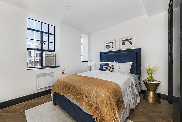 Rented by Bold New York | media 13