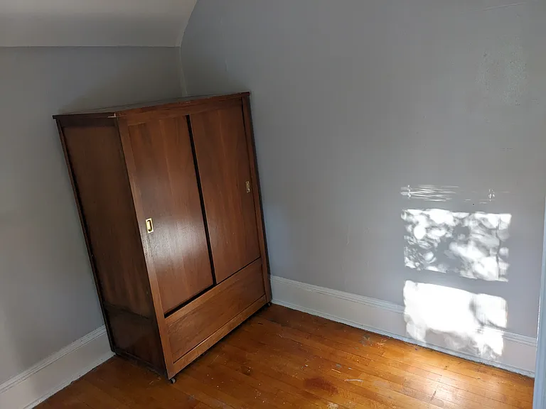 S Aldrich St — Photo 15