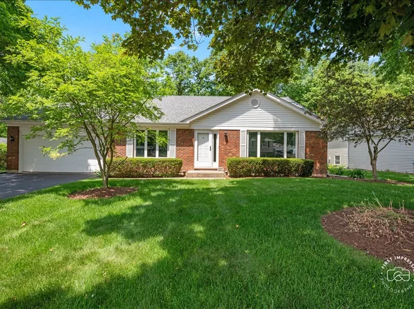 421 Kickapoo Ave, Batavia, IL 60510