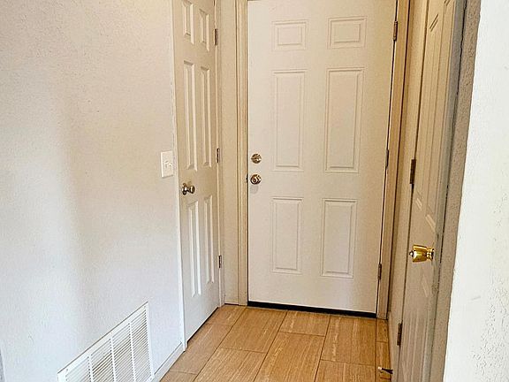 5th image of 1229 SW 101st St #1229101