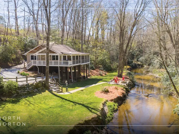 3147 N Norton Road, Cullowhee, NC 28723