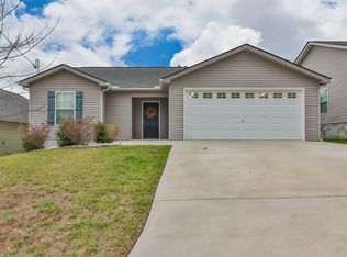 5451 Creekhead Cove Ln, Knoxville, TN 37909