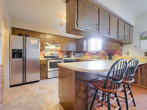 3rd image of 1254 Crescent Ave