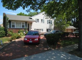 2479 Jerusalem Ave, Bellmore, NY 11710