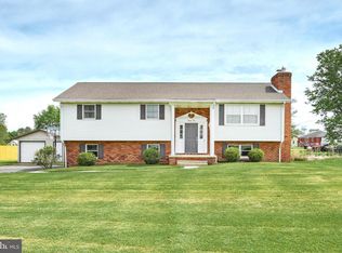 21 Summer Dr, Gettysburg, PA 17325