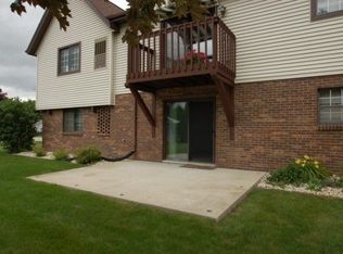 239 E Washington St APT 101, Slinger, WI 53086
