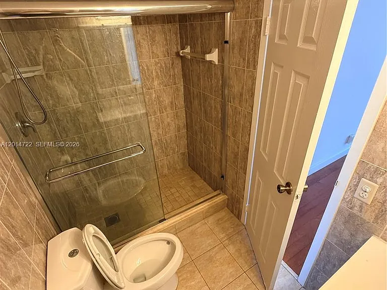 2000 Atlantic Shores Blvd #118 — Photo 12