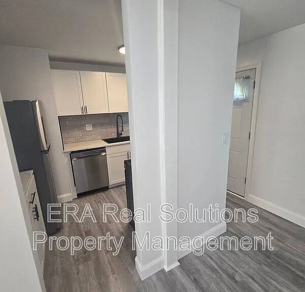 1265 Elderwood Ave — Photo 9