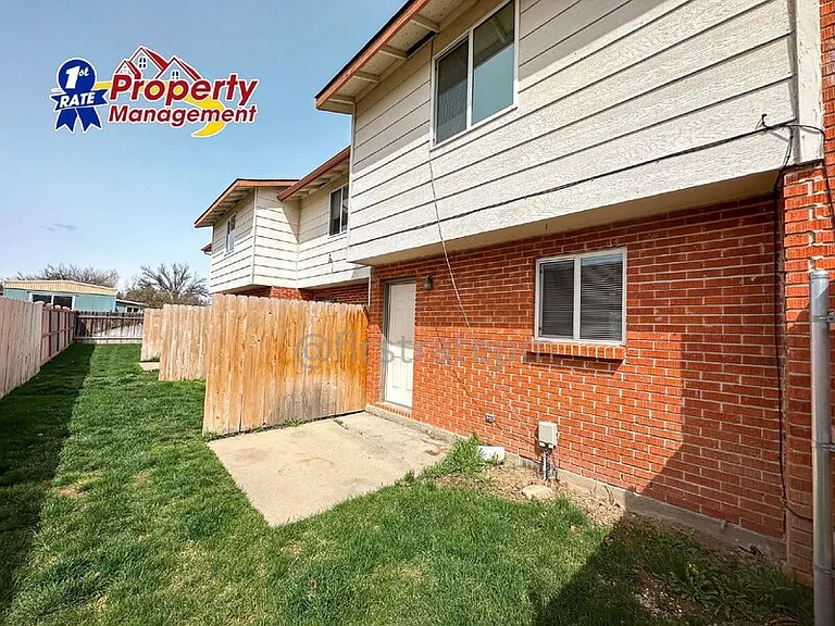 6474 W Douglas St — Photo 11