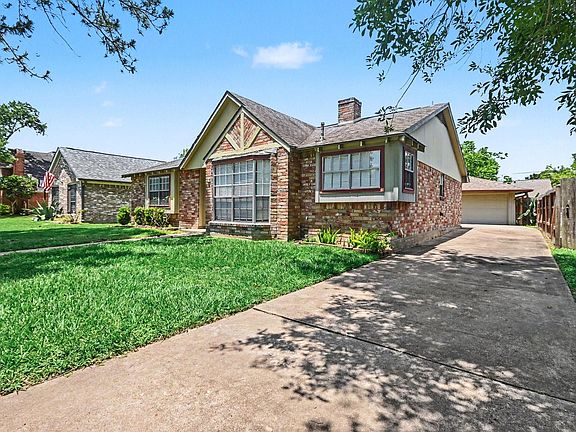 3rd image of 1150 Red Rock Canyon Dr