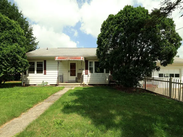 1455 Ash Ave, State College, PA 16801
