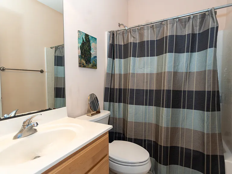 208 Bluefield Rd — Photo 9