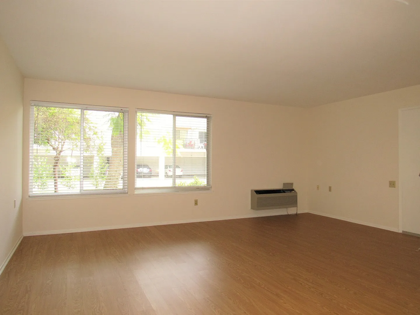 Beautiful 2 Bedroom Ground Floor Condo in Laguna Woods! — Photo 2