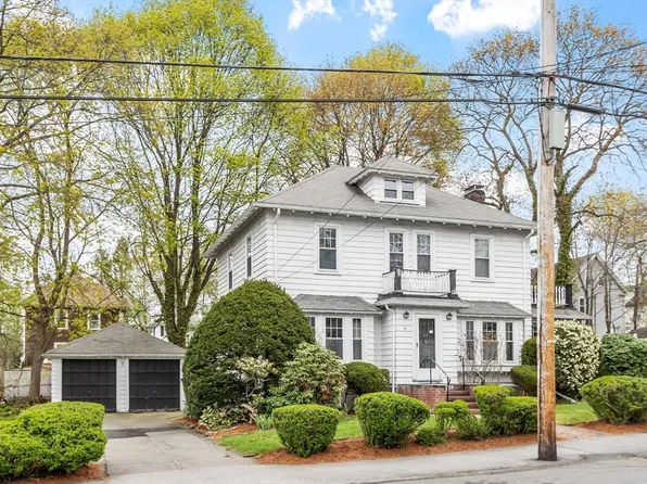 43 Bradford Ave, Haverhill, MA 01835