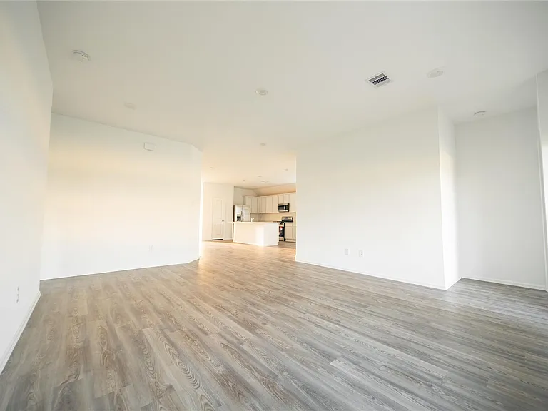 2611 Olivine Stone Dr — Photo 9
