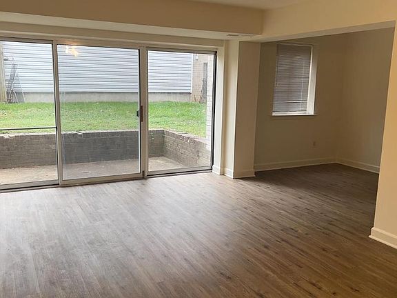 2nd image of 1920 Naylor Rd SE APT T1