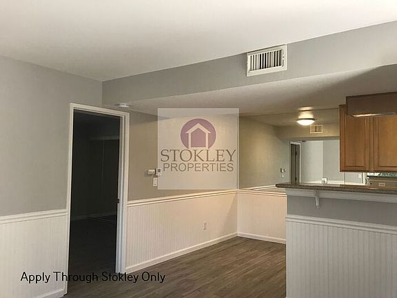 4th image of 1227 Lakeview Cir #1227