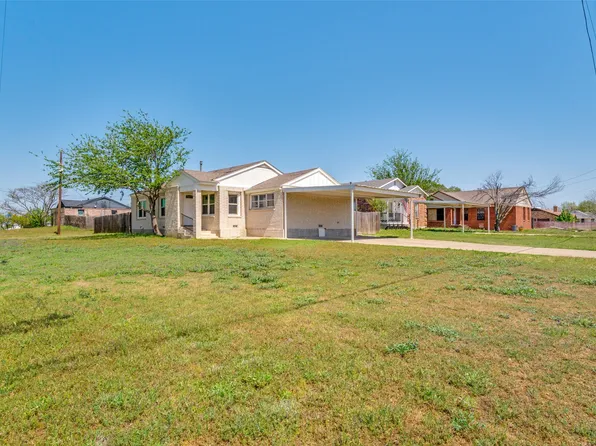 1236 Cherokee St, Weatherford, TX 76086