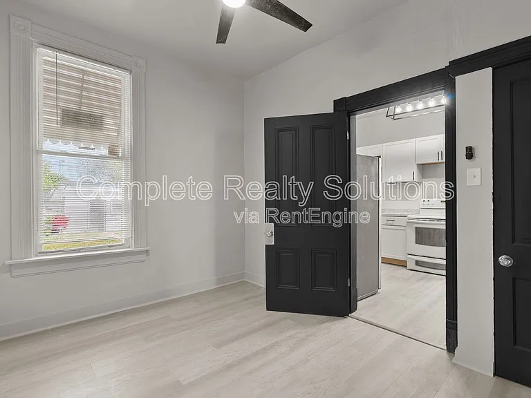 4038 California Ave — Photo 26
