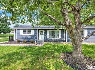 4726 N Ridgelawn Pl, Peoria, IL 61615