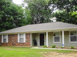 8310 Pinebough Ave, Mobile, AL 36695