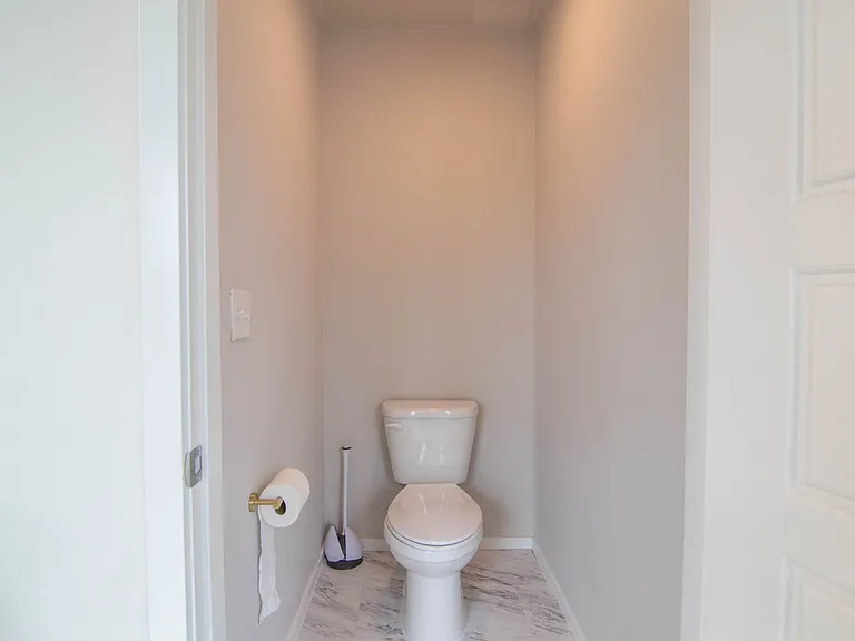 8006 S Fruitvale Ln — Photo 25