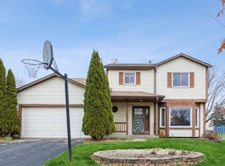 9498 71st St S, Cottage Grove, MN 55016
