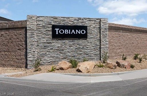5th image of 7610 Tobiano Ave
