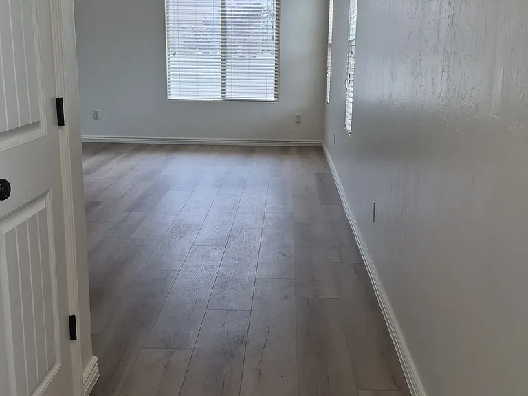 1000 E Bluff View Dr #32 — Photo 10