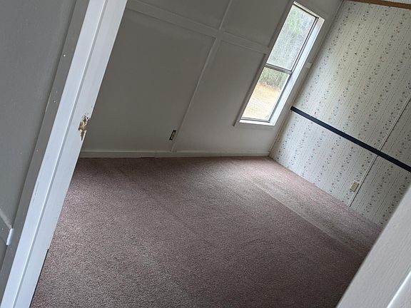 4th image of 2958 Bj Locke Ln