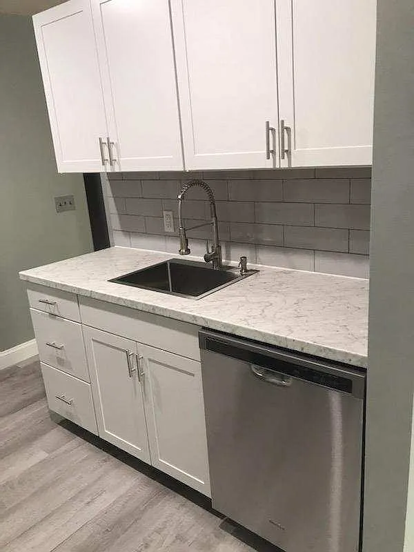 2 bed, 1100 sqft, $2,100 — Photo 1