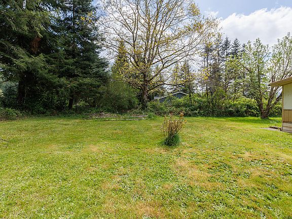 4th image of 1529 Moonshine Park Rd