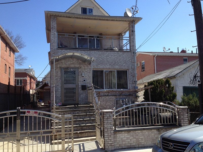 2nd image of 4273 77th St