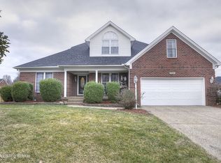 6704 Grandfield Rd, Louisville, KY 40258