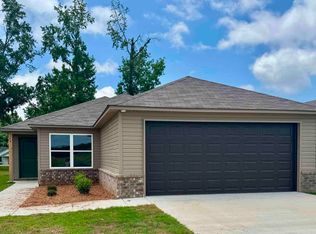 16 Bird House Way, Conway, AR 72032